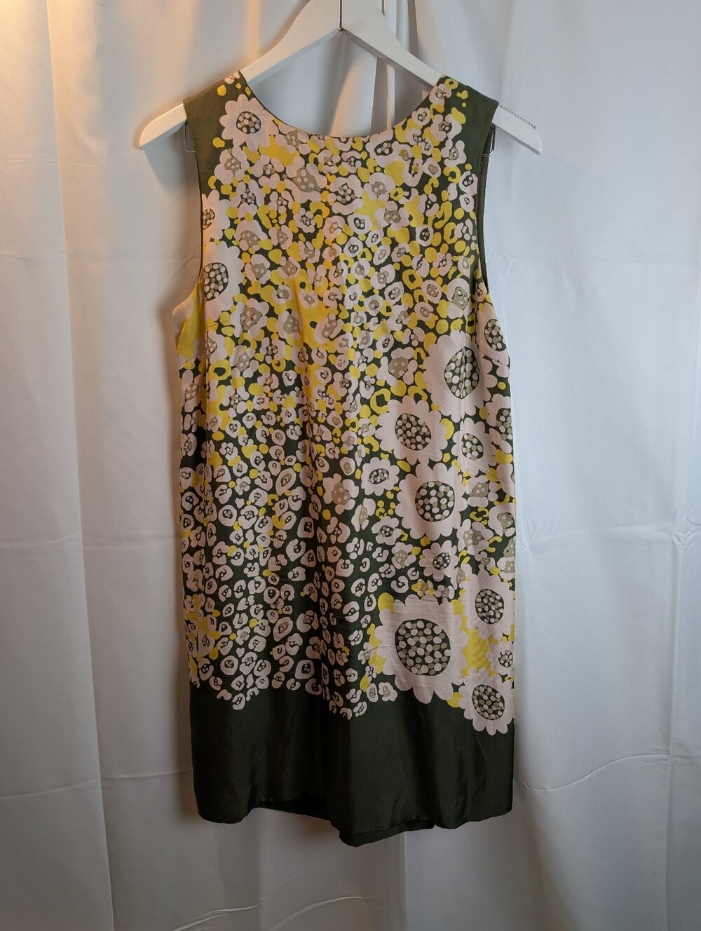 Red Valentino Floral Print Dress size 8 in EUC Let this Red Valentino Floral P